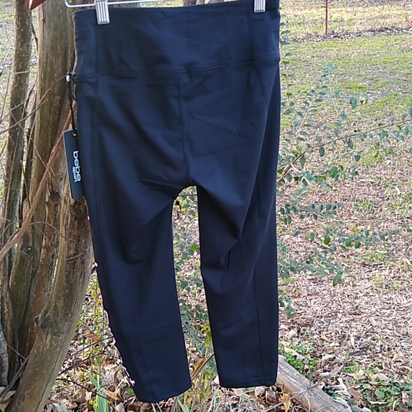BeBe Sport capri size small - Picture 5 of 7